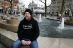 Amsterdam 9 maart 2018
Michel de man die een probleem heeft met Patricia Paay. Hij draagt een trui van eendevanger