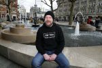Amsterdam 9 maart 2018
Michel de man die een probleem heeft met Patricia Paay. Hij draagt een trui van eendevanger