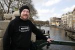 Amsterdam 9 maart 2018
Michel de man die een probleem heeft met Patricia Paay. Hij draagt een trui van eendevanger