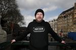 Amsterdam 9 maart 2018
Michel de man die een probleem heeft met Patricia Paay. Hij draagt een trui van eendevanger