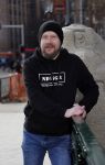 Amsterdam 9 maart 2018
Michel de man die een probleem heeft met Patricia Paay. Hij draagt een trui van eendevanger