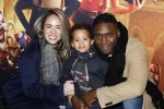 Amsterdam 11 februari 2018
Premiere Ted en het geheim van koning Midas in Pathe arena. Nienke Plas met zoontje en partner