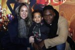 Amsterdam 11 februari 2018
Premiere Ted en het geheim van koning Midas in Pathe arena. Nienke Plas met zoontje en partner