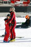 Lech/ Oberlech 25 februari 2018
Nikkie Plessen en haar man Ruben Bontekoe zij met hun kinderen op vakantie in Oberlech