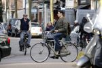 Amsterdam 5 maart 2018 
Patrick Stoof met zijn dochter op de fiets in Amsterdam