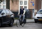 Amsterdam 5 maart 2018 
Patrick Stoof met zijn dochter op de fiets in Amsterdam
