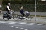 Amsterdam 5 maart 2018 
Patrick Stoof met zijn dochter op de fiets in Amsterdam