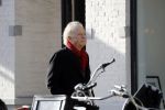 Amsterdam 5 maart 2018 
Paul Haenen wandelend op straat in Amsterdam zuid