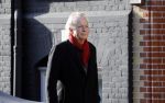 Amsterdam 5 maart 2018 
Paul Haenen wandelend op straat in Amsterdam zuid