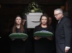 Rotterdam 20 februari 2018
Dienst voor overlijden /begrafenis Ruud Lubbers in de Laurentius Elisabeth Kathedraal. Kleinkinderen dragen de kist