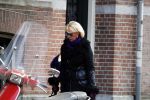 Amsterdam 3 maart 2018  
Sheila de Vries op straat in Amsterdam