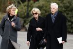 Leusden 6 maart 2018
Crematie Mies Bouwman in crematorium Leusden. Simone Kleinsma met Martine Bijl en Berend Boudewijn