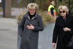 Leusden 6 maart 2018
Crematie Mies Bouwman in crematorium Leusden. Simone Kleinsma met Martine Bijl en Berend Boudewijn