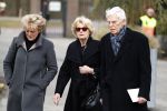 Leusden 6 maart 2018
Crematie Mies Bouwman in crematorium Leusden. Simone Kleinsma met Martine Bijl en Berend Boudewijn