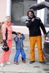 Wargain 1 maart 2018
Sonja Bakker en haar vriend  Barry van Suijdam en zoontje Bram op ski vakantie.