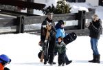 Lech/ Oberlech 25 februari 2018
Frank Rijkaard met zijn vrouw Stephanie Rijkaard en hun zoon in Lech