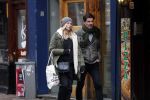 Amsterdam 19 december 2017
Twan Huys en zijn vrouw op de Utrechtsestraat