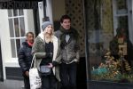 Amsterdam 19 december 2017
Twan Huys en zijn vrouw op de Utrechtsestraat