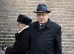 Rotterdam 20 februari 2018
Dienst voor overlijden /begrafenis Ruud Lubbers in de Laurentius Elisabeth Kathedraal. Wim Deetman  met vrouw
