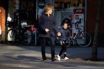 Amsterdam 21 februari 2018
Wim Kieft met zijn dochter op de beethovenstraat