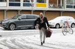 Amsterdam 1 februari 2019
Eugene v Dun ( ex partner  Connie bWitteman) arriveert bij de rechtbank van Amsterdam ivm zaak over de inbraak bij Connie op de pc hooftstraat. Advocaat Anis Boumanjal