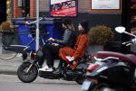 Amsterdam 8 maart 2019
Birgit Schuurman en haar nieuwe vriend Sander v Haarlem op scooter onderweg naar Cafe Carter in Amsterdam zuid.
