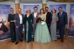 Amsterdam 14 februari 2019
Presentatie Cast Anastasia . De cast bestaat uit Carline Brouwer, Ad Knippels, Ellen Evers, Milan van Waardenburg, Tessa Sunniva van Tol, Rene van Kooten, Gerrie van der Klei.  Albert Verlinde van stage entertainment presenteert de cast van de Broadway musical Anastasia in Hermitage Amsterdam.