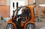 Amsterdam 28 februari 2019
Connie Witteman met een vriendin in haar Biro karretje ( Connieâ€™s creative car concept)