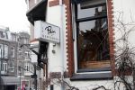 Amsterdam 28 februari 2019
Op de cornelis schuytstraat hebben criminelen de geldautomaat van de ABN AMRO Bank laten ontploffen. BIj heel veel panden zijn de ramen kapot gegaan.