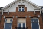 Amsterdam 28 februari 2019
Op de cornelis schuytstraat hebben criminelen de geldautomaat van de ABN AMRO Bank laten ontploffen. BIj heel veel panden zijn de ramen kapot gegaan.