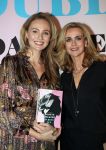 Amsterdam, 21 Februari 2019
Uitreiking boek Daphne Deckers, Dubbel Zes
Daphne Deckers met Kelly Weekers