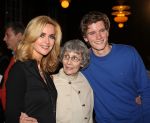 Amsterdam, 21 Februari 2019
Uitreiking boek Daphne Deckers, Dubbel Zes
Daphne Deckers met moeder en Alec Deckers