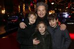 Amsterdam 5 februari 2019
Won Yip organiseert chinees nieuwjaar bij majestic op de dam. Dirk Zeelenberg met zijn kinderen
