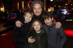 Amsterdam 5 februari 2019
Won Yip organiseert chinees nieuwjaar bij majestic op de dam. Dirk Zeelenberg met zijn kinderen