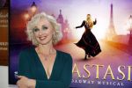 Amsterdam 14 februari 2019
Presentatie Cast Anastasia . De cast bestaat uit Carline Brouwer, Ad Knippels, Ellen Evers, Milan van Waardenburg, Tessa Sunniva van Tol, Rene van Kooten, Gerrie van der Klei.  Albert Verlinde van stage entertainment presenteert de cast van de Broadway musical Anastasia in Hermitage Amsterdam.
