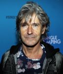 Amsterdam 7 maart 2019
Premiere Single camping in nieuwe delamar theater. Erik Mesie en partner Claudia