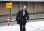 Amsterdam 1 februari 2019
Eugene v Dun ( ex partner  Connie bWitteman) arriveert bij de rechtbank van Amsterdam ivm zaak over de inbraak bij Connie op de pc hooftstraat.