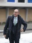 Amsterdam 1 februari 2019
Eugene v Dun ( ex partner  Connie bWitteman) arriveert bij de rechtbank van Amsterdam ivm zaak over de inbraak bij Connie op de pc hooftstraat.