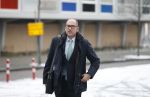 Amsterdam 1 februari 2019
Eugene v Dun ( ex partner  Connie bWitteman) arriveert bij de rechtbank van Amsterdam ivm zaak over de inbraak bij Connie op de pc hooftstraat.