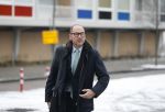 Amsterdam 1 februari 2019
Eugene v Dun ( ex partner  Connie bWitteman) arriveert bij de rechtbank van Amsterdam ivm zaak over de inbraak bij Connie op de pc hooftstraat.