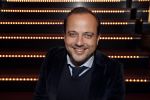 Zaandag 4 februari 2019
PremiÃ¨re Laten we eerlijk zijn in het zaantheater. Geert Hoes