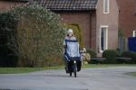 Vreeland 8 februari 2019
Inge Schrama op de bakfiets bij haar nieuwe huis in Vreeland.