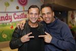 Amsterdam 2 maart 2019
Najib Amhali en zijn vrouw Miama vieren de 4e verjaardag van hun zoon Novell . Ook zoon Noah is aanwezig in Candy Castle. Jeffrey Spalburg
