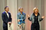 Enschede 26 februari 2019
Presentatie cast van Hanna van Hendrik met oa Huub Stapel en Johanna ter Steege. Presentatie is op vliegveld Twente.