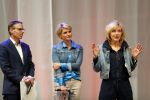 Enschede 26 februari 2019
Presentatie cast van Hanna van Hendrik met oa Huub Stapel en Johanna ter Steege. Presentatie is op vliegveld Twente.