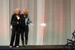 Enschede 26 februari 2019
Presentatie cast van Hanna van Hendrik met oa Huub Stapel en Johanna ter Steege. Presentatie is op vliegveld Twente.