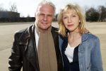 Enschede 26 februari 2019
Presentatie cast van Hanna van Hendrik met oa Huub Stapel en Johanna ter Steege. Presentatie is op vliegveld Twente.
