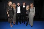 Hilversum 11 maart 2019
Uitreiking BUMA prijzen in studio 21. John Ewbank met Kelly Weekers Day Ewbank zijn zus en ouders.