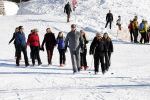 Lech 25 februari 2019
Koning Willem-Alexander, Koningin MÃ¡xima, Prinses Beatrix, Prins Constantijn, Prinses Laurentien en de prinsessen Amalia, Alexia en Ariane samen met Eloise, Leonore en Claus-Casimir tijdens de fotosessie tijdens de wintersportvakantie in Lech.