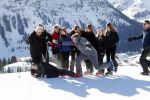 Lech 25 februari 2019
Koning Willem-Alexander, Koningin MÃ¡xima, Prinses Beatrix, Prins Constantijn, Prinses Laurentien en de prinsessen Amalia, Alexia en Ariane samen met Eloise, Leonore en Claus-Casimir tijdens de fotosessie tijdens de wintersportvakantie in Lech.